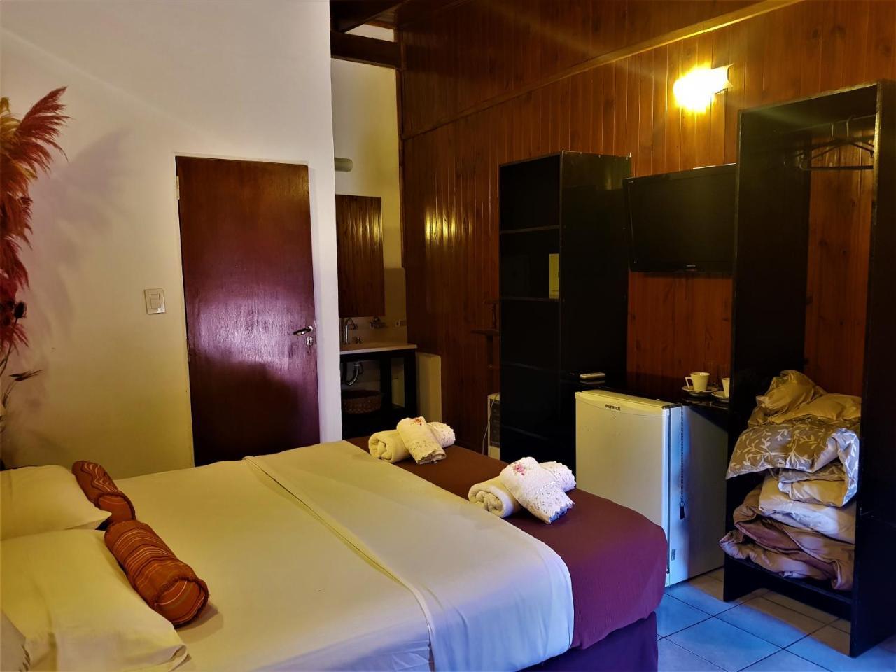 Si Mi Capitan - Cabanas & Habitaciones Puerto Iguazú Extérieur photo